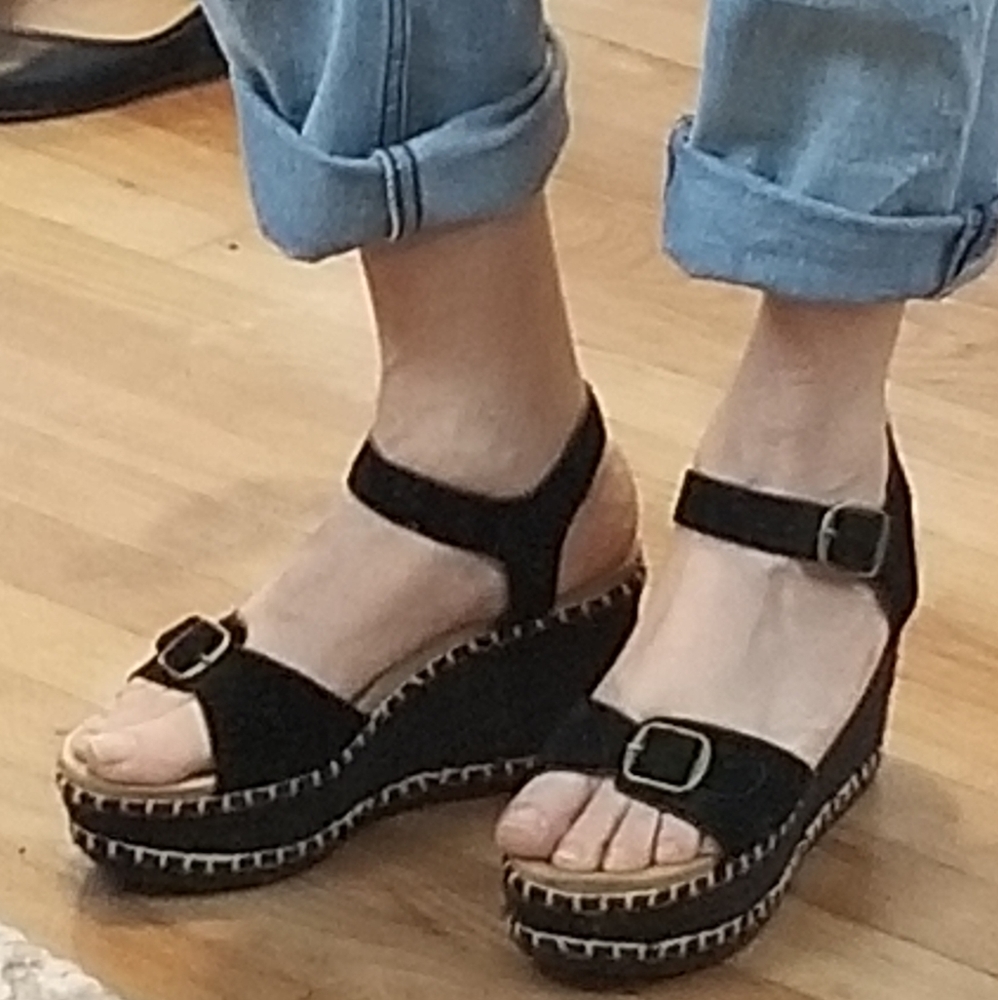 NWOB Lucky Brand wedge sandals - Picture 7 of 8